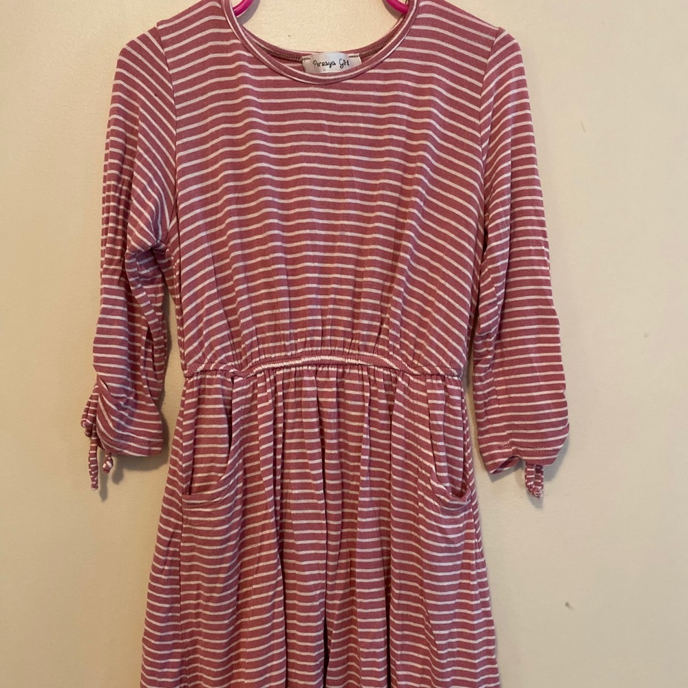 Girls dress